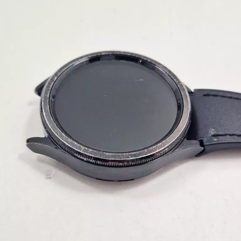 zegarek-samsung-galaxy-watch6-classic-47mm-lte-opis-wysokosc-koperty-4650