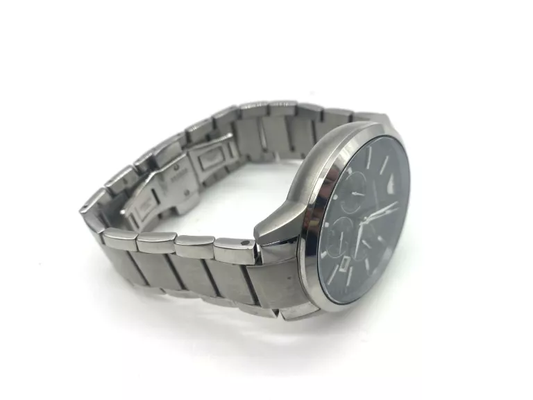 zegarek-meski-emporio-armani-ar2460-ksztalt-koperty-129223-2