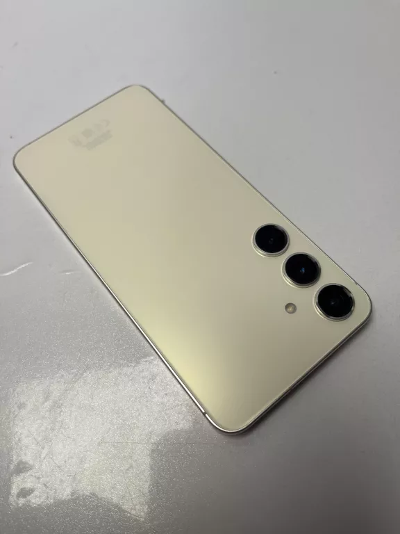 telefon-samsung-galaxy-s24-12512gb-system-operacyjny-4388-1