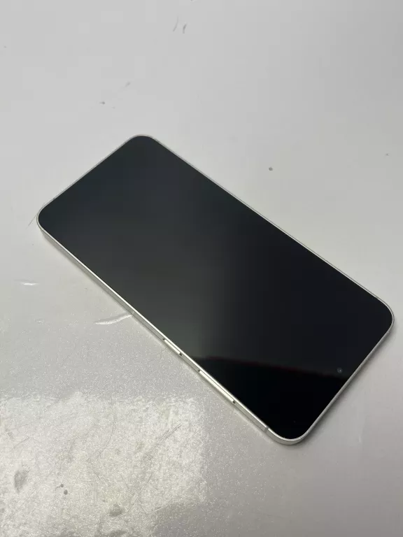 telefon-samsung-galaxy-s24-12512gb-transmisja-danych-217-2048