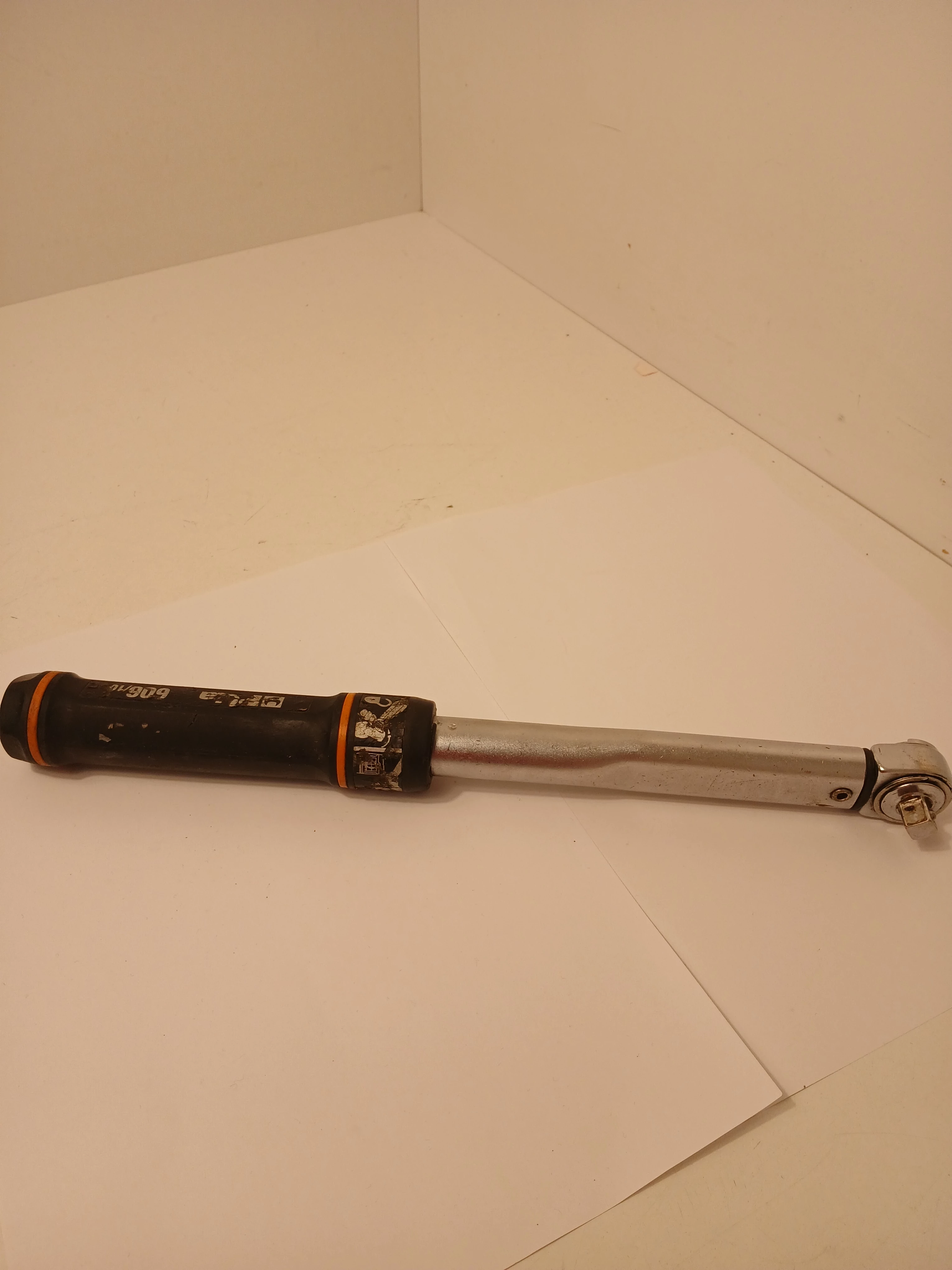 klucz-dynamometryczny-20-100nm-38-limanowskiego-2-sj-olsztyn