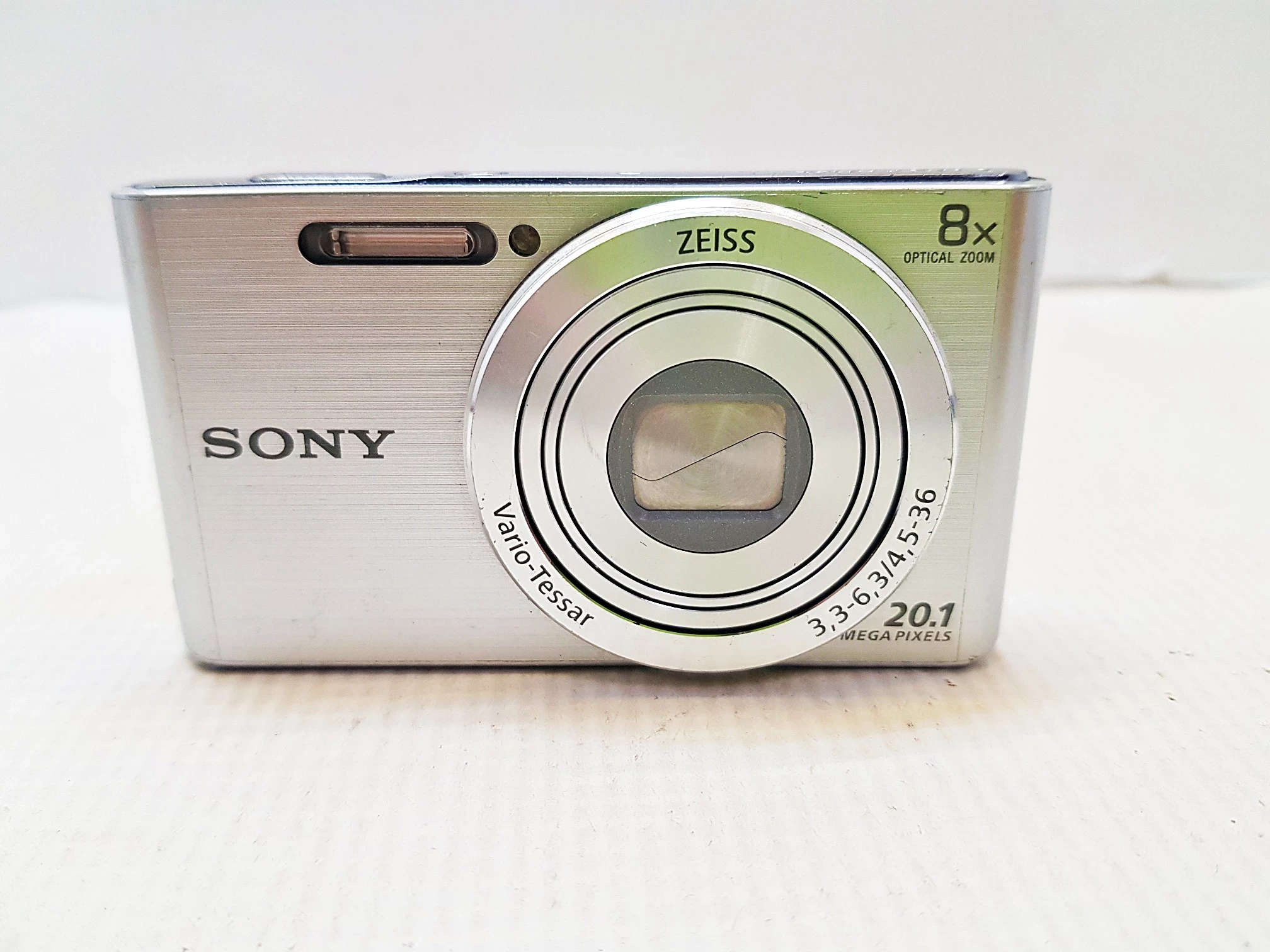 aparat-cyfrowy-sony-dsc-w830-lad-rozdzielczosc-2010