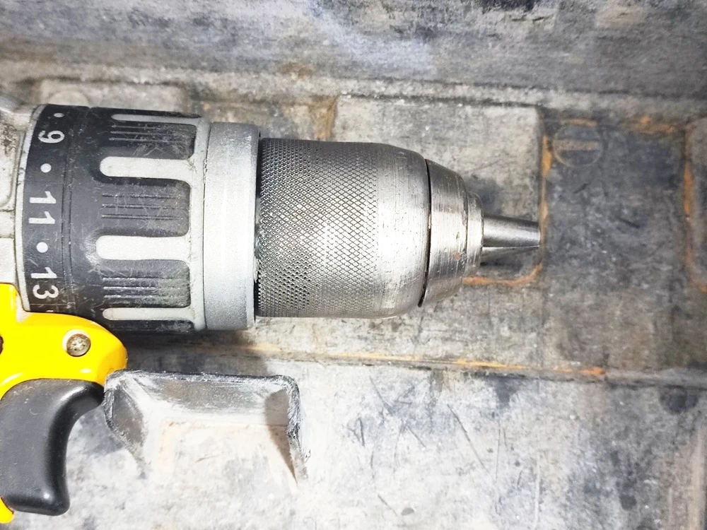 wkretarka-dewalt-dcd796-rodzaj-silnika-204657-221325