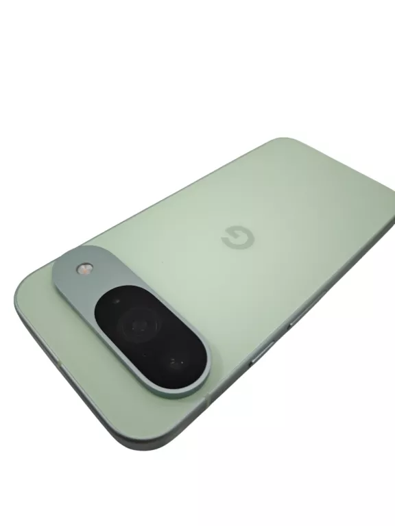 telefon-google-pixel-9-128gb-komplet-pudelko-i-ladowarka-przekatna-ekranu-630