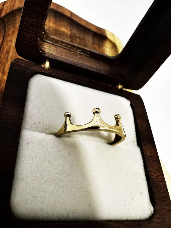 zloty-pierscionek-korona-585-138g-r17-ean-gtin-5900025475188