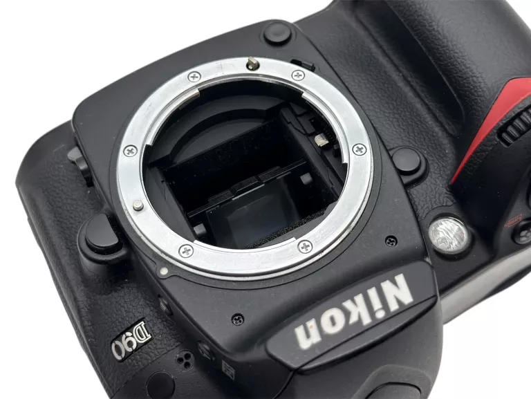 lustrzanka-nikon-d90-nikon-18-55mm-nikon-55-200mm-6024-zdj-opis-jakosc-video-206962-228942