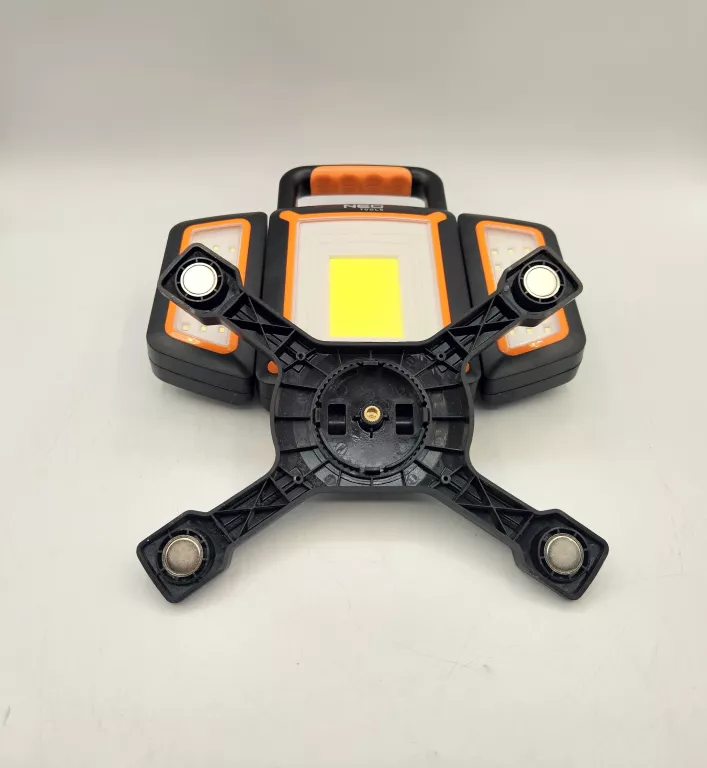 lampa-warsztatowa-neo-tools-99-125-2000lm-natezenie-swiatla-200000