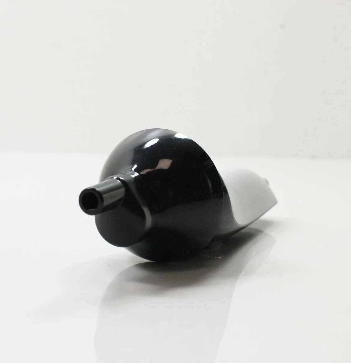 urzadzenie-do-czyszczenia-uszu-electric-suction-ear-scoop-z-led-stan-11323-2