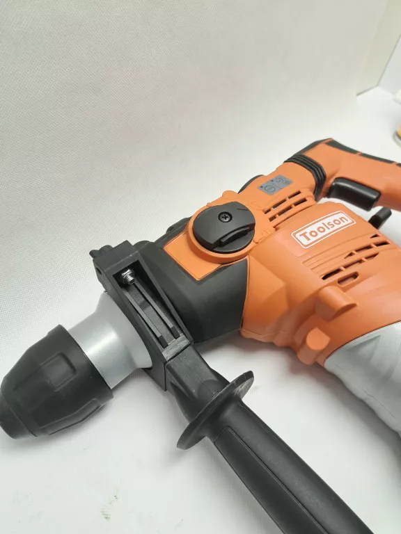 mlot-udarowy-toolson-pro-bh-1600walizka-maksymalna-moc-160000