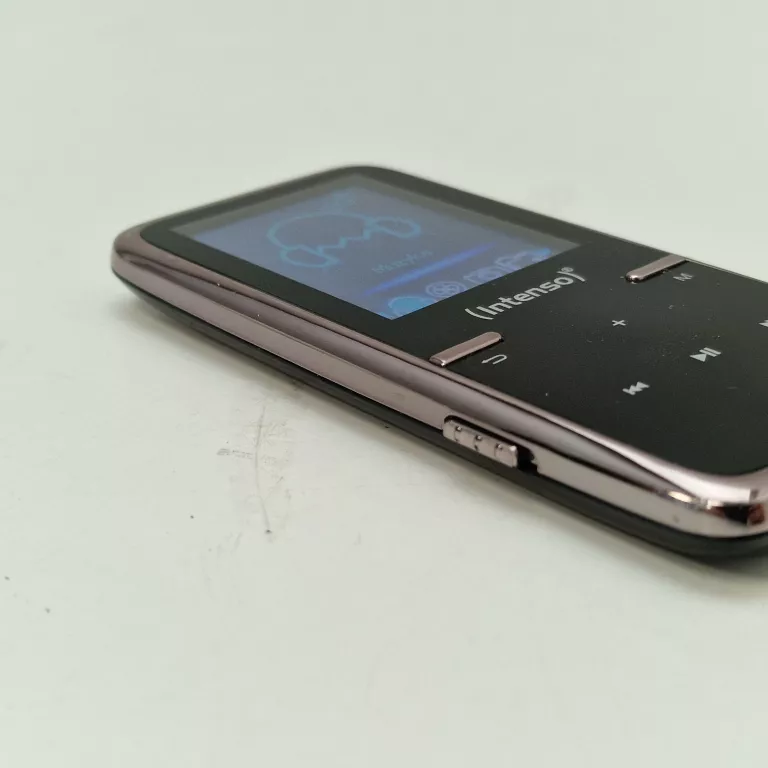 odtwarzacz-mp4-intenso-stan-11323-2