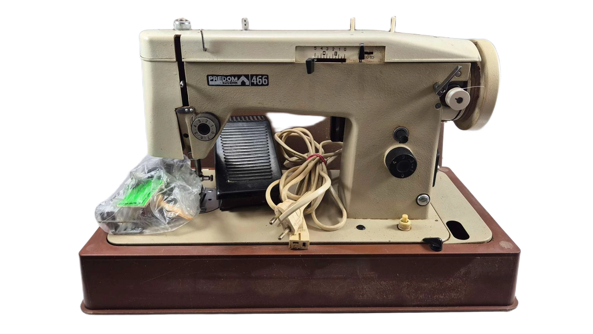 maszyna-do-szycia-lucznik-predom-466-ean-gtin-6957758115163