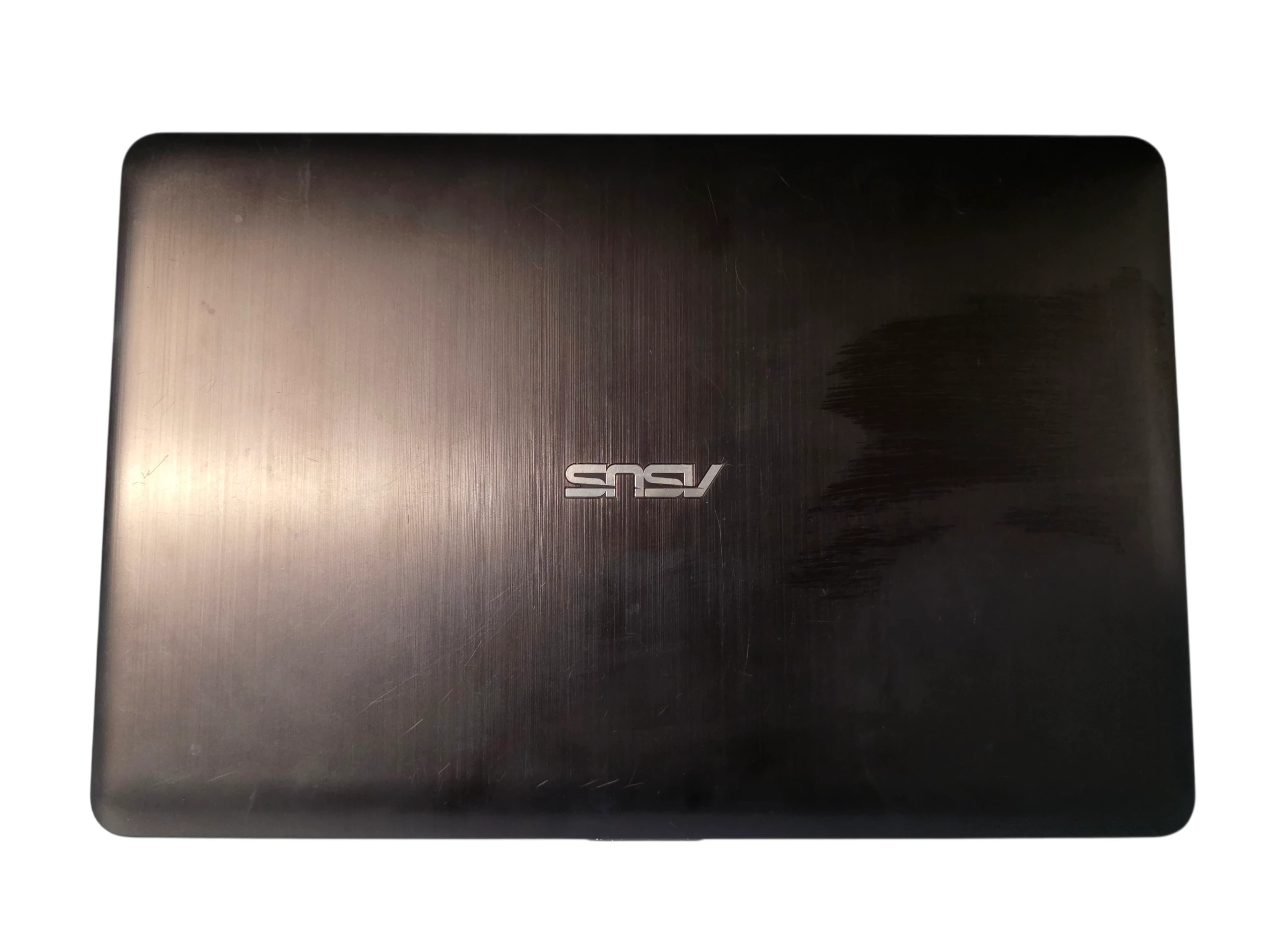 laptop-asus-r540l-przekatna-ekranu-1560