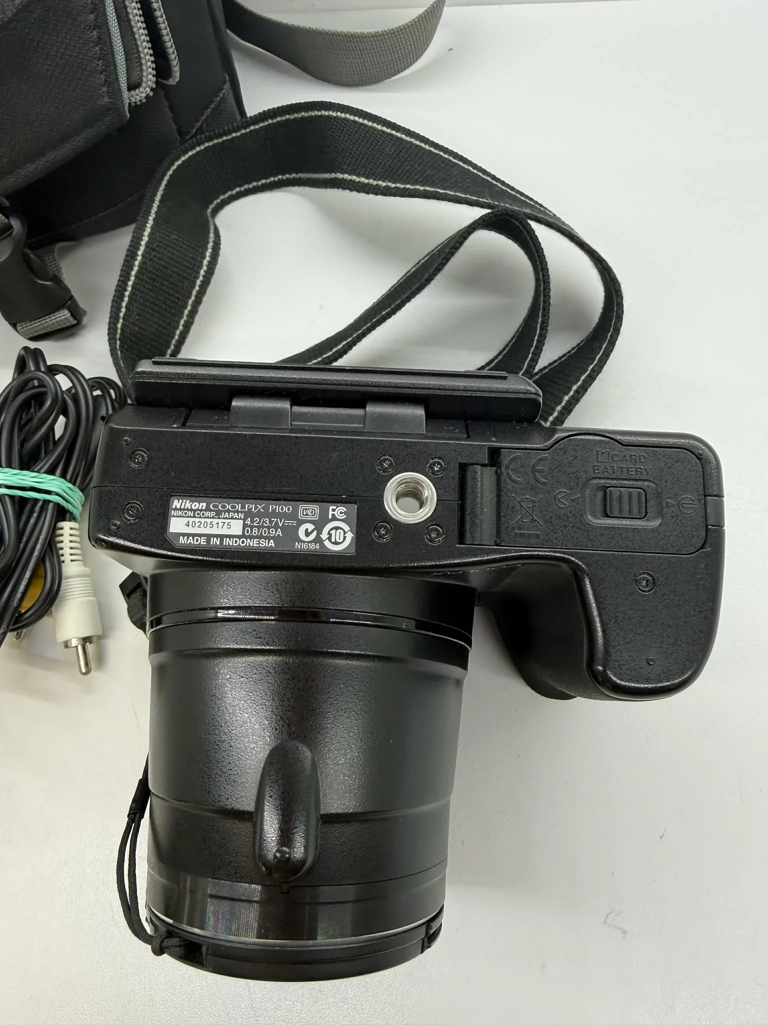 aparat-cyfrowy-nikon-coolpix-p100etui-ladowarka-2x-bateria-rozdzielczosc-1000