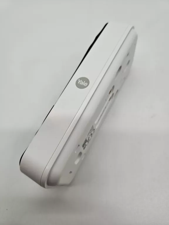 yale-smart-dzwonek-do-drzwi-z-kamera-doorbell-rodzaj-domofonu-18709-1