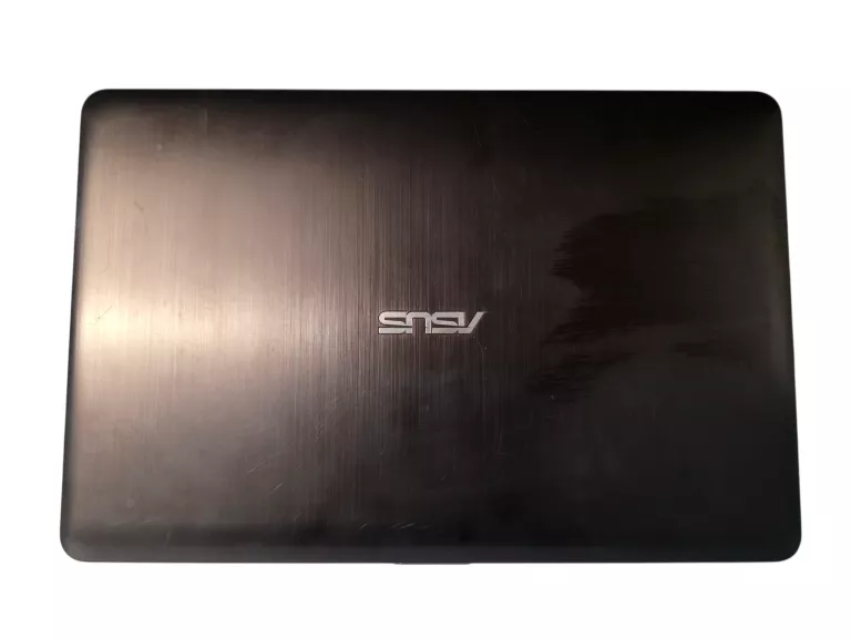 laptop-asus-r540l-przekatna-ekranu-1560