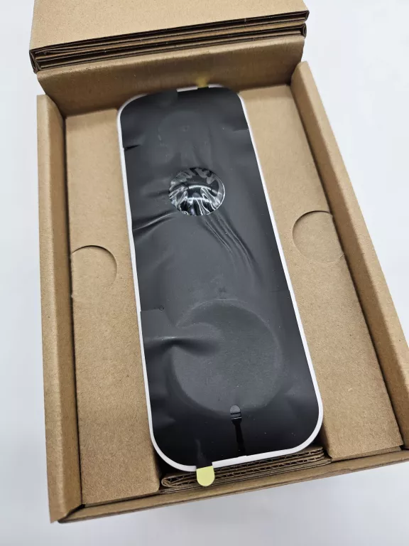 yale-smart-dzwonek-do-drzwi-z-kamera-doorbell-marka-248811-951885