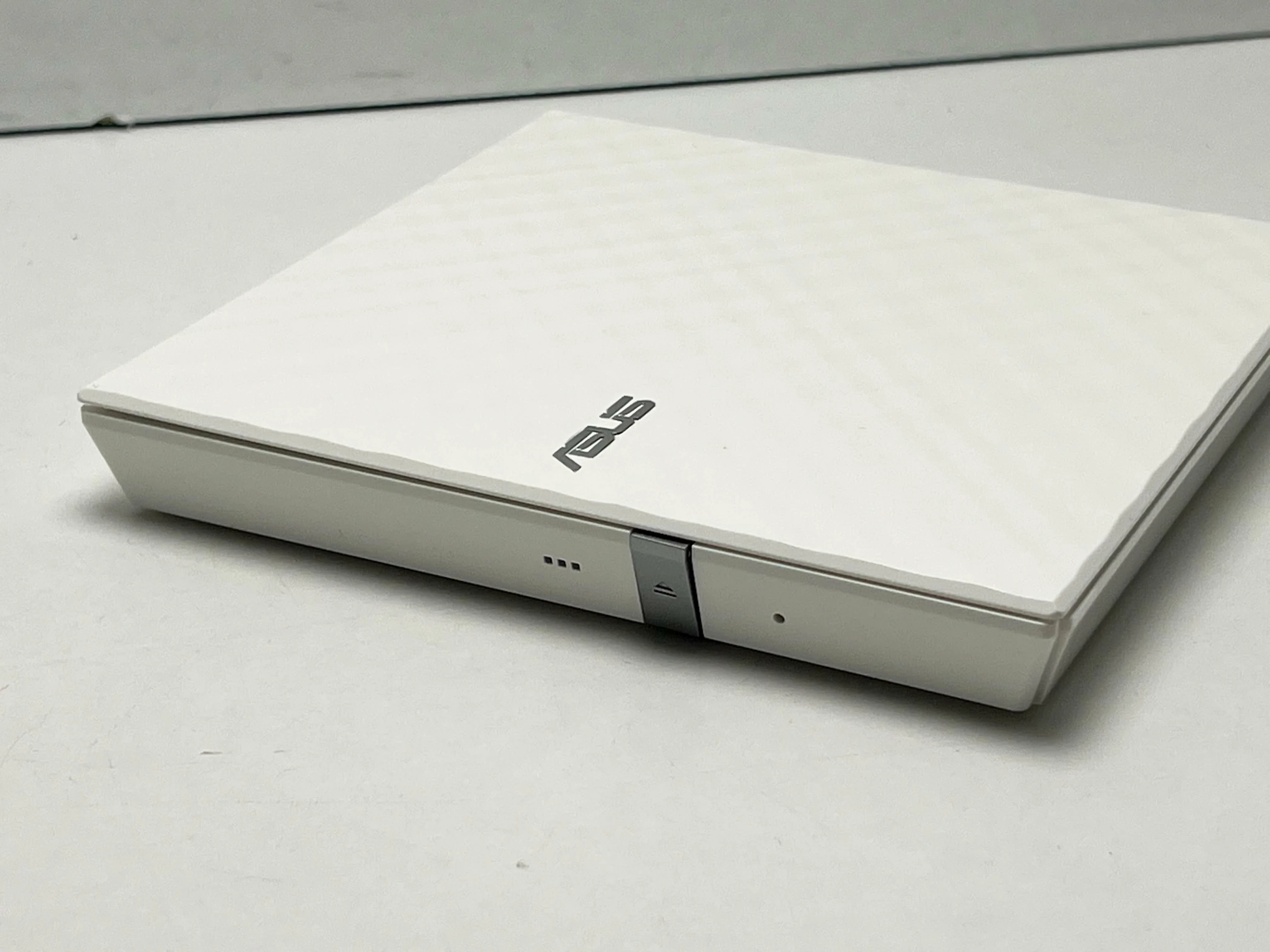 naped-optyczny-zewnetrzny-asus-sdrw-08d2s-u-lite-usb-nagrywarka-cd-dvd-kod-producenta-sdrw-08d2s-u-litewhtgas