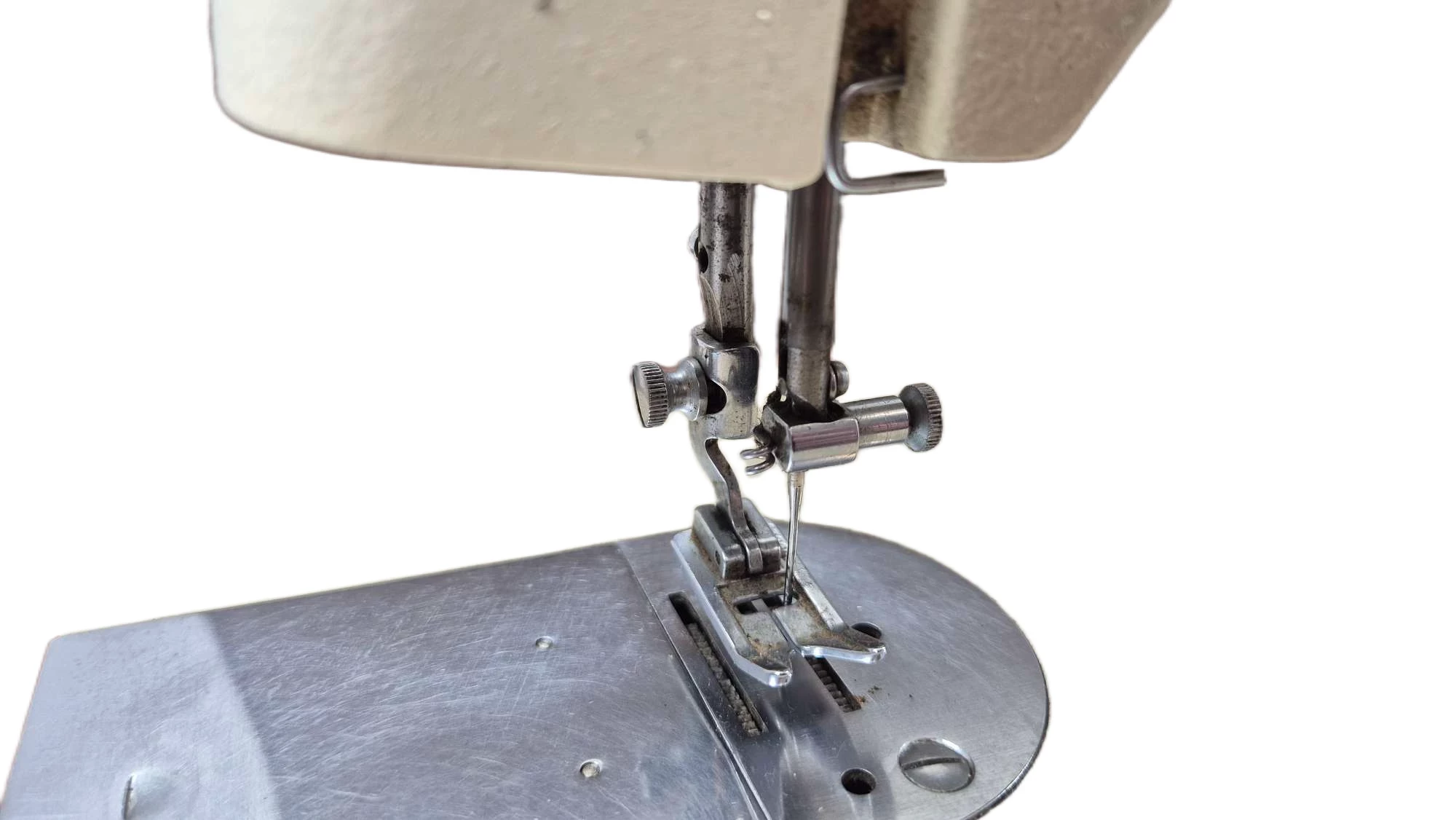 maszyna-do-szycia-lucznik-predom-466-stan-11323-2