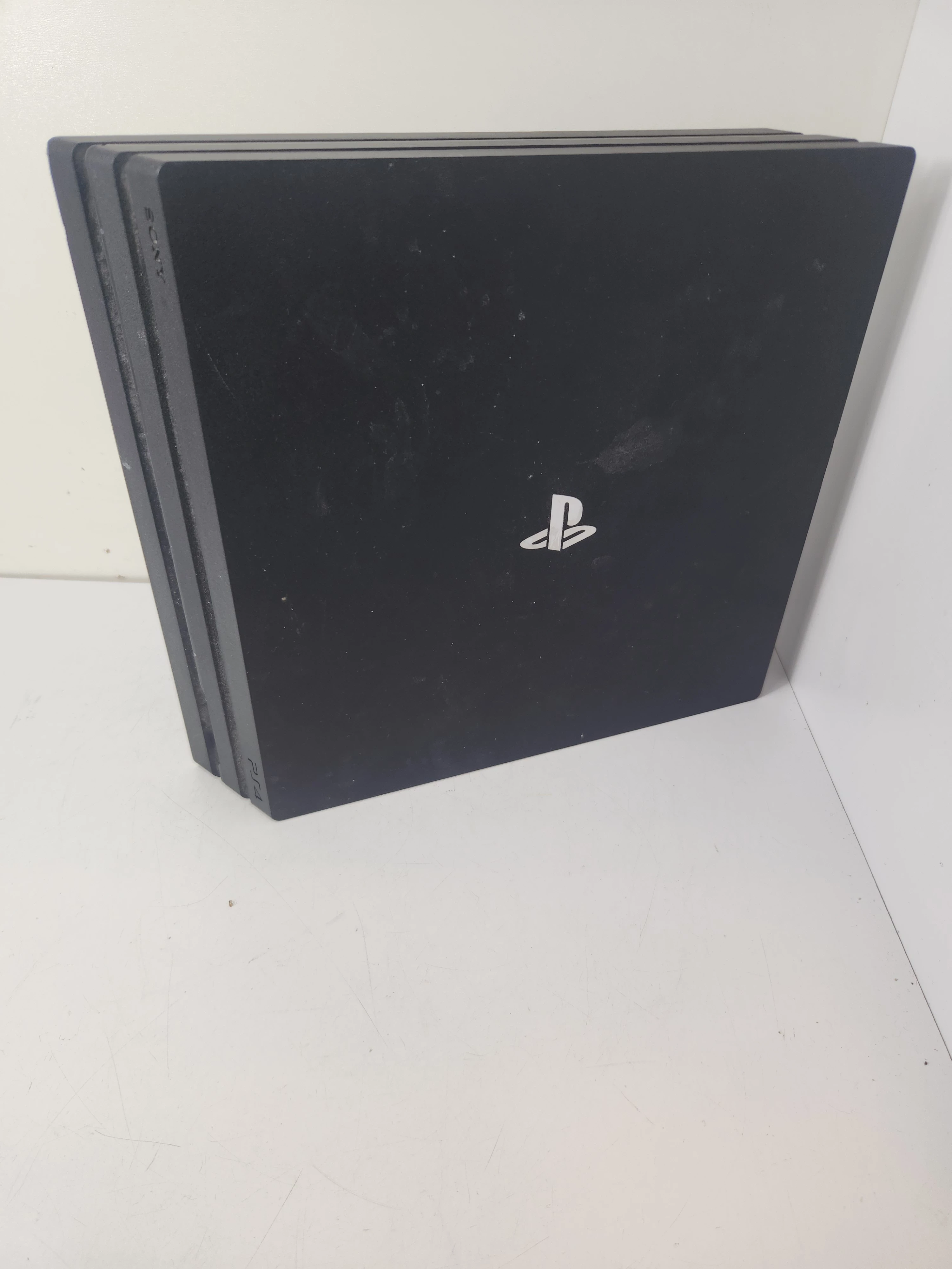 konsola-playstation-4-pro-1tb-producent-248914-1705040