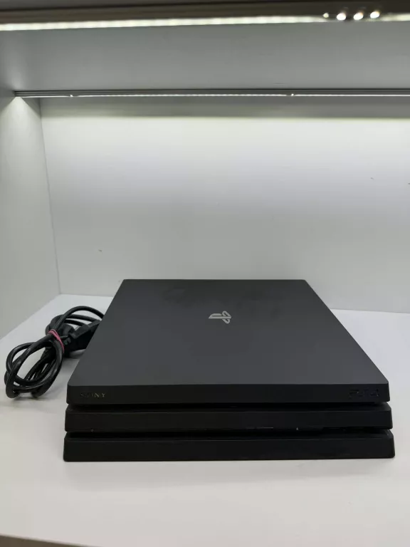 konsola-ps4-pro-1tb-cuh-7016bzas-slowackiego-23-debno
