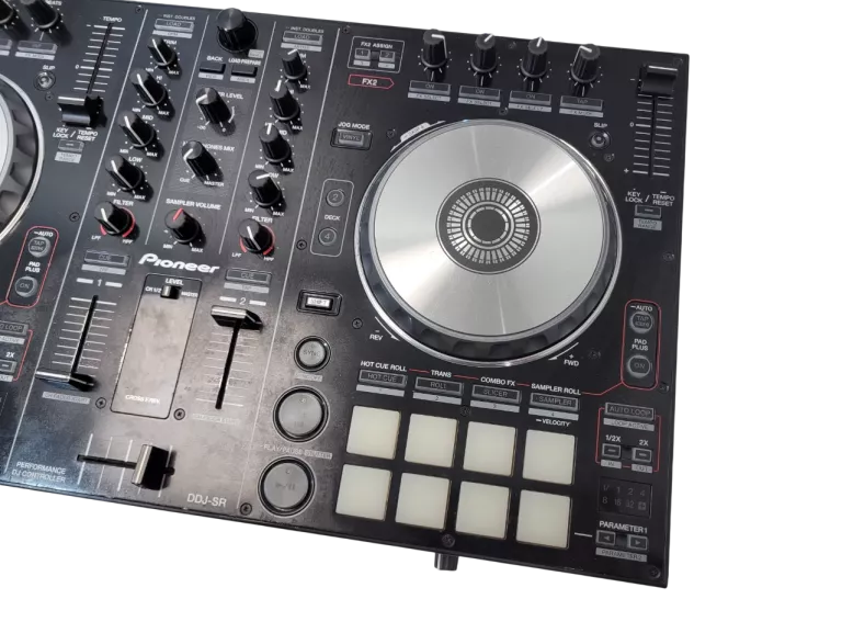 mikser-pioneer-ddj-sr-przenosny-2-kanalowy-pasmo-przenoszenia