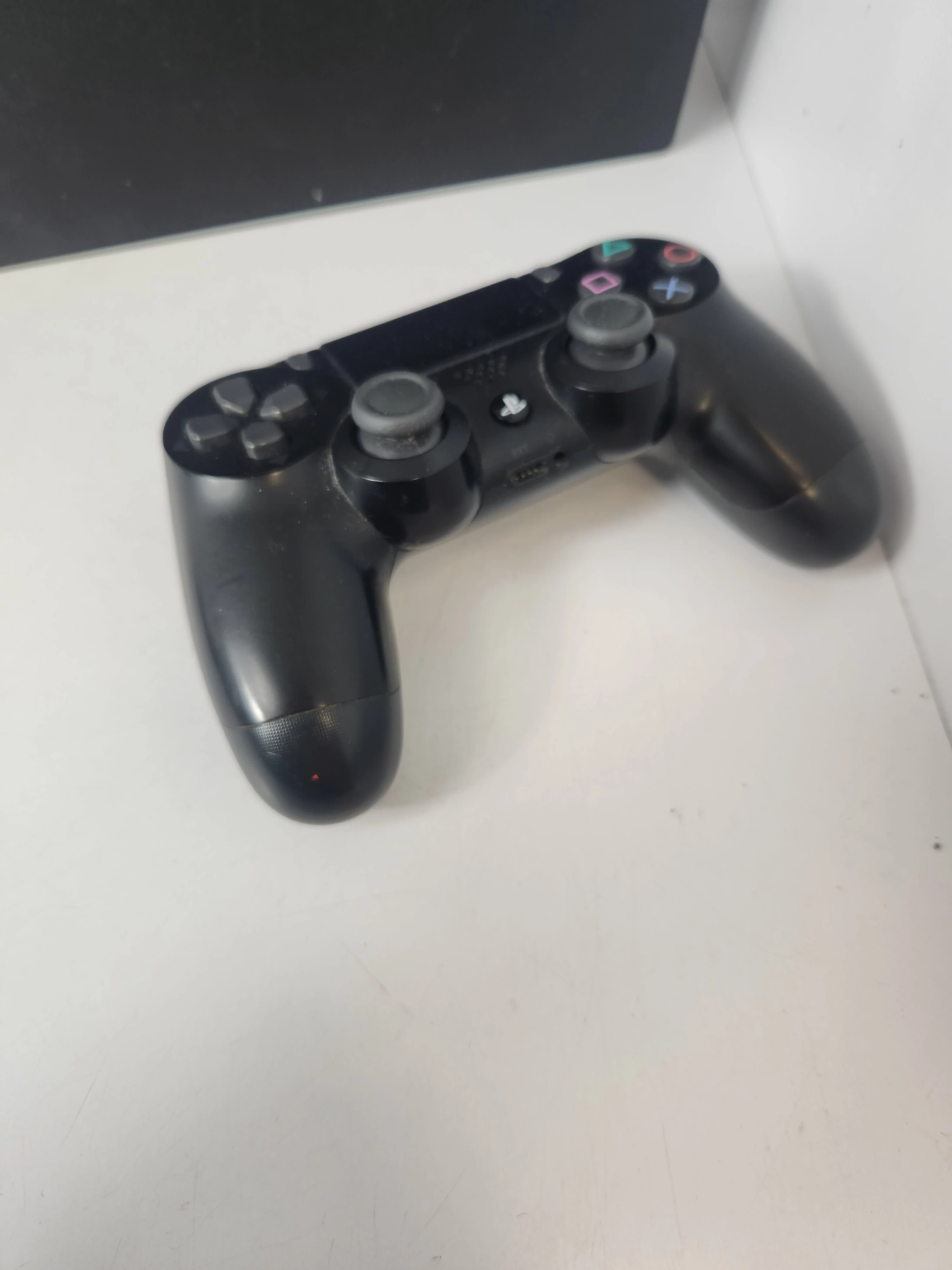 konsola-playstation-4-pro-1tb-gry-w-zestawie-205998-225574