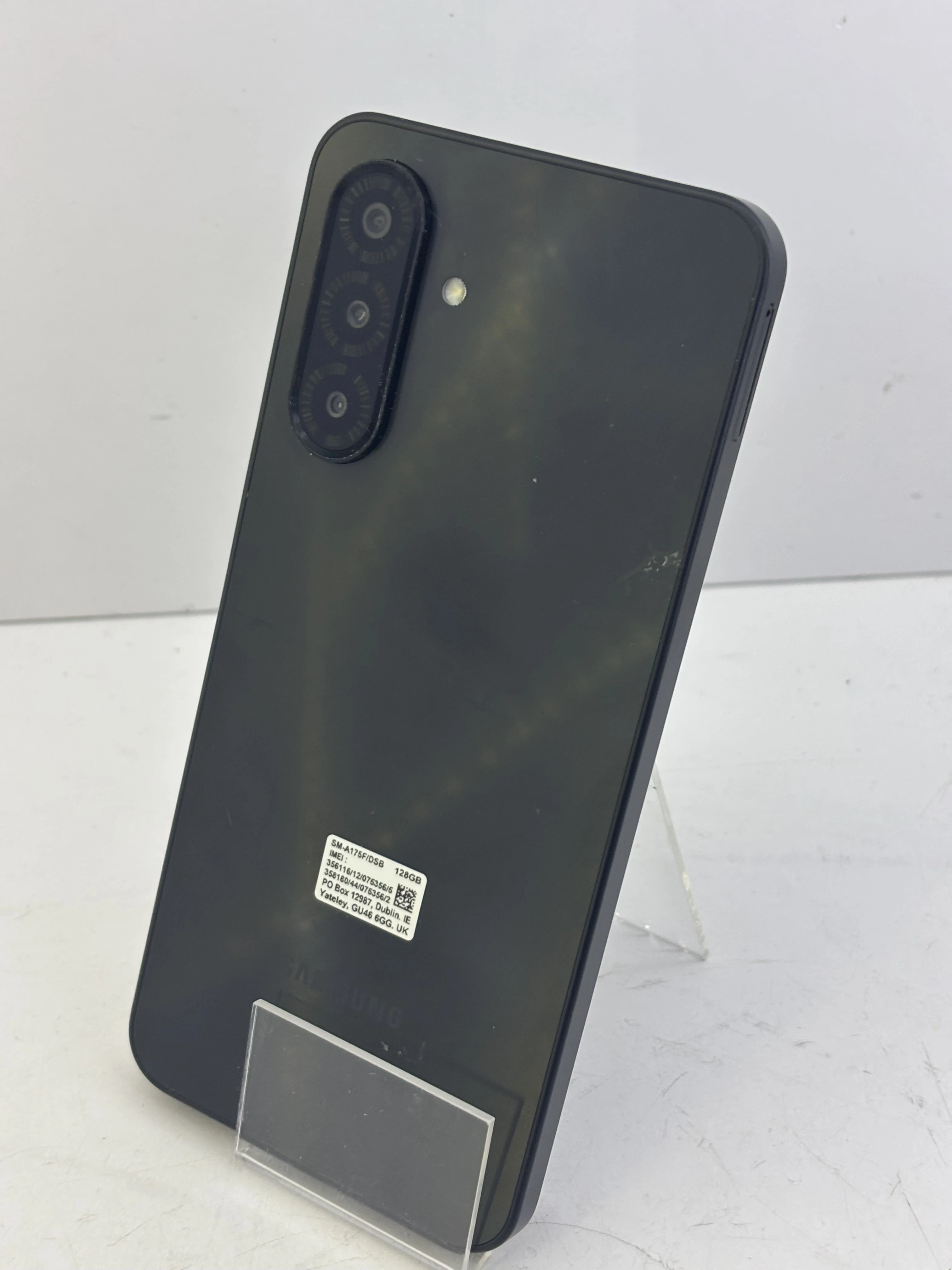 telefon-samsung-glalaxy-a-17-4128gb-komplet-ean-gtin-8806097651000