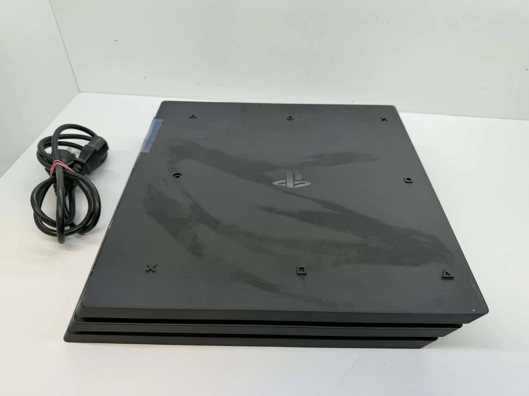 konsola-ps4-pro-1tb-cuh-7016bzas-ean-gtin-0711719405078