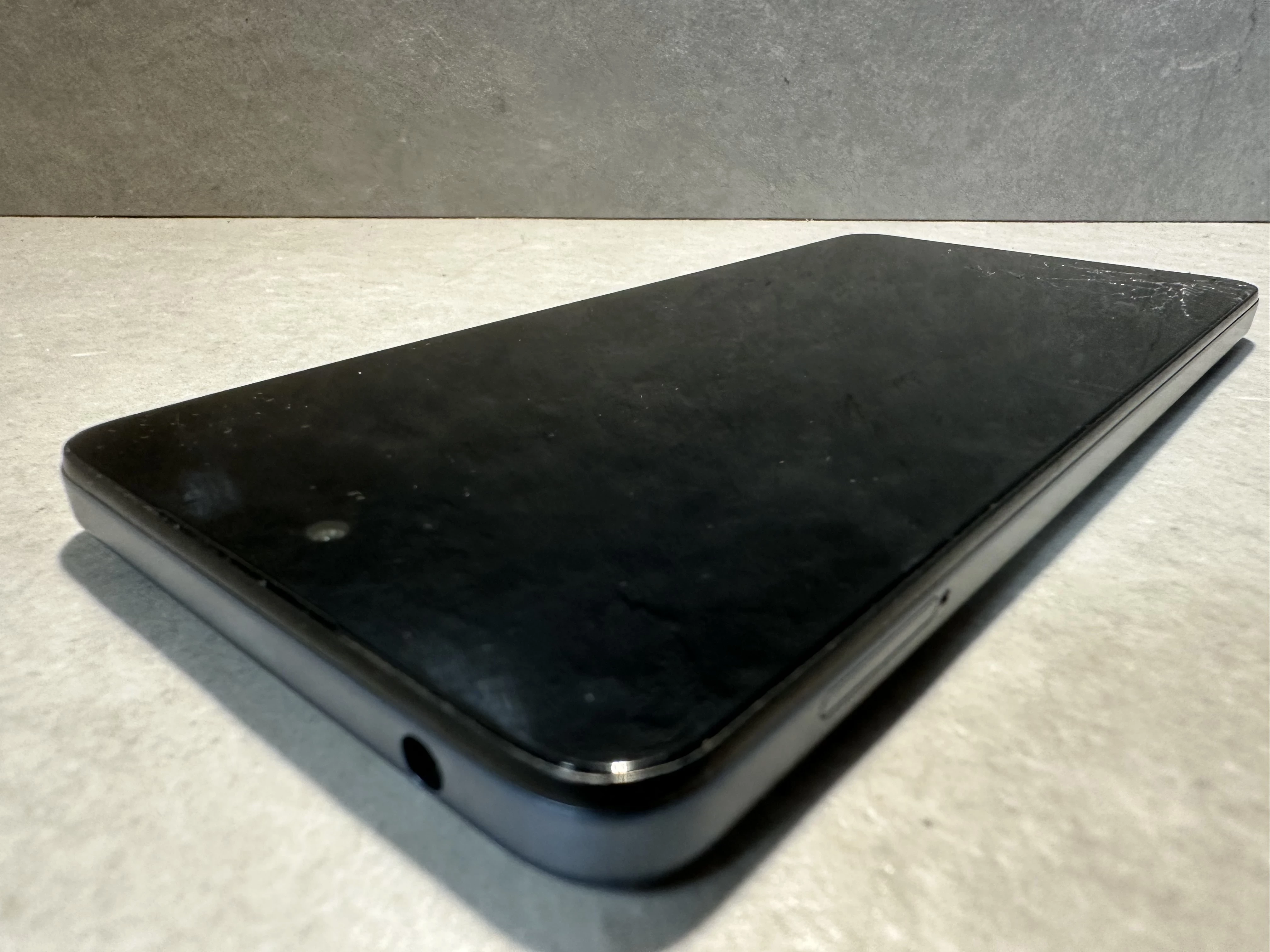 telefon-moto-g24-power-8256gb-peknieta-stan-11323-2