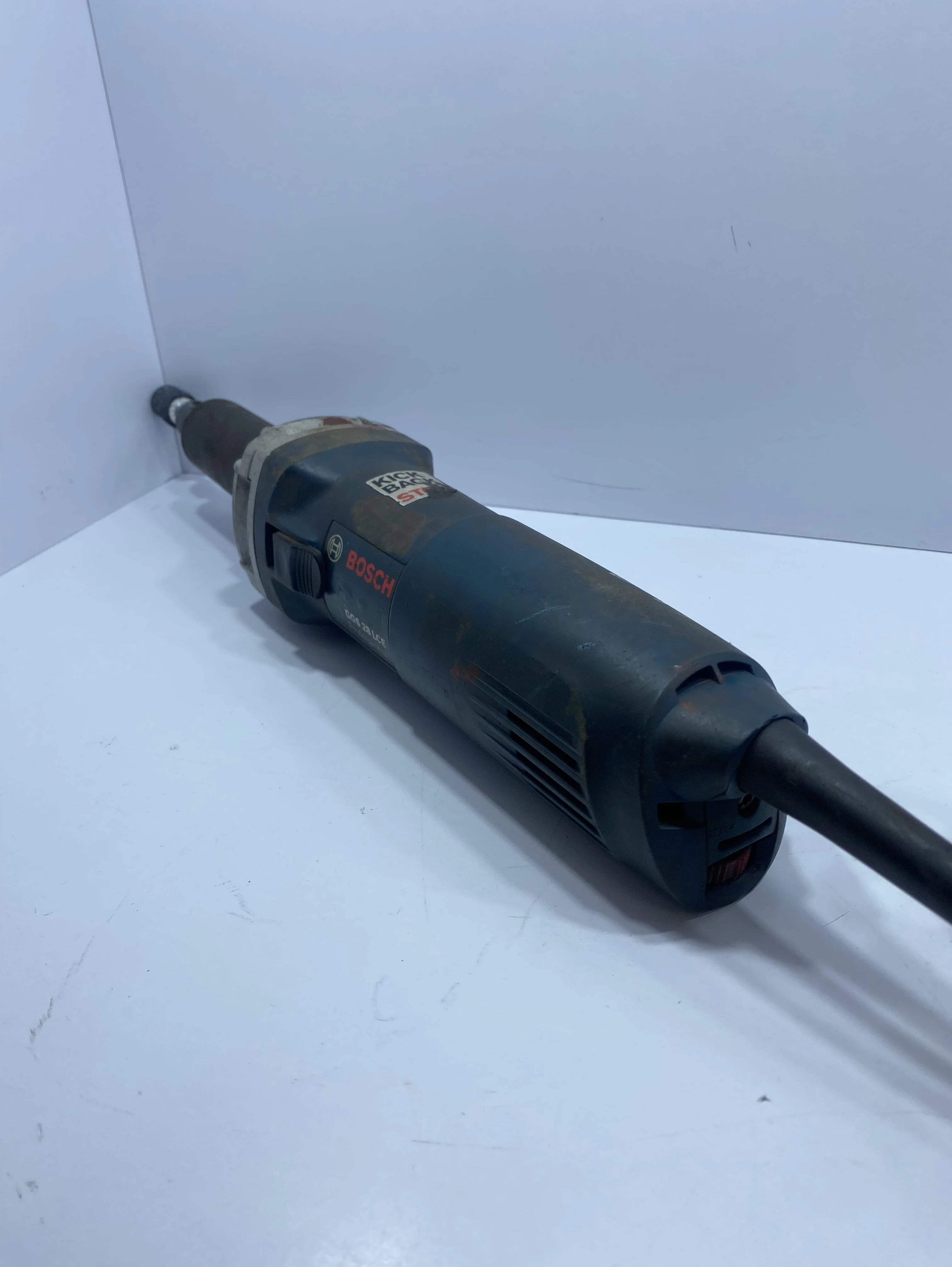 szlifierka-prosta-wielofunkcyjna-bosch-ggs-28-lce-rodzaj-zasilania-128529-2