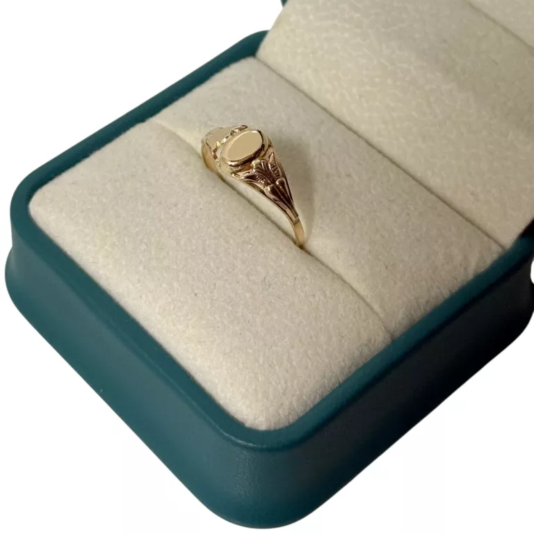 delikatny-zloty-pierscionek-067g-585-rodzaj-2205-2