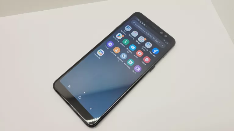 samsung-galaxy-a8-2018-4gb32gb-kod-producenta-sm-a530fzkdxeo