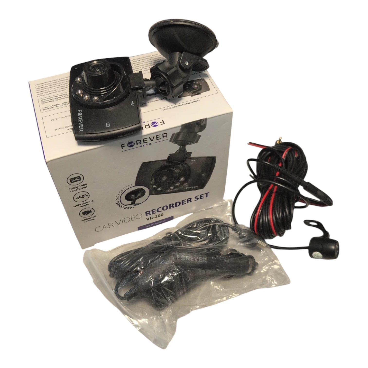 kamerka-samochodowa-wideorejestrator-forever-vr-200-wojska-polskiego-13a-zlotow