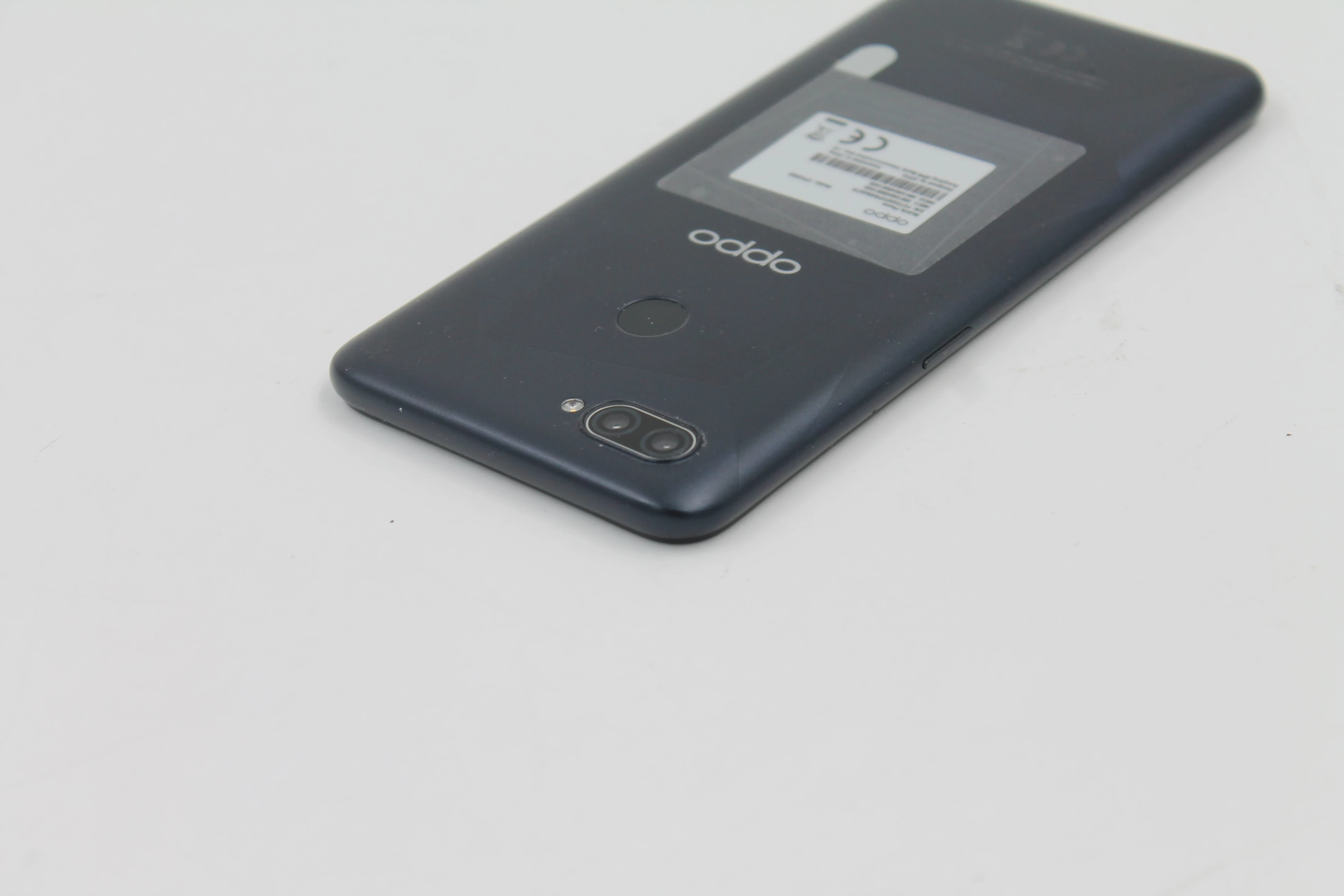 oppo-a12-464gb-622-czarny-goly-przekatna-ekranu-622