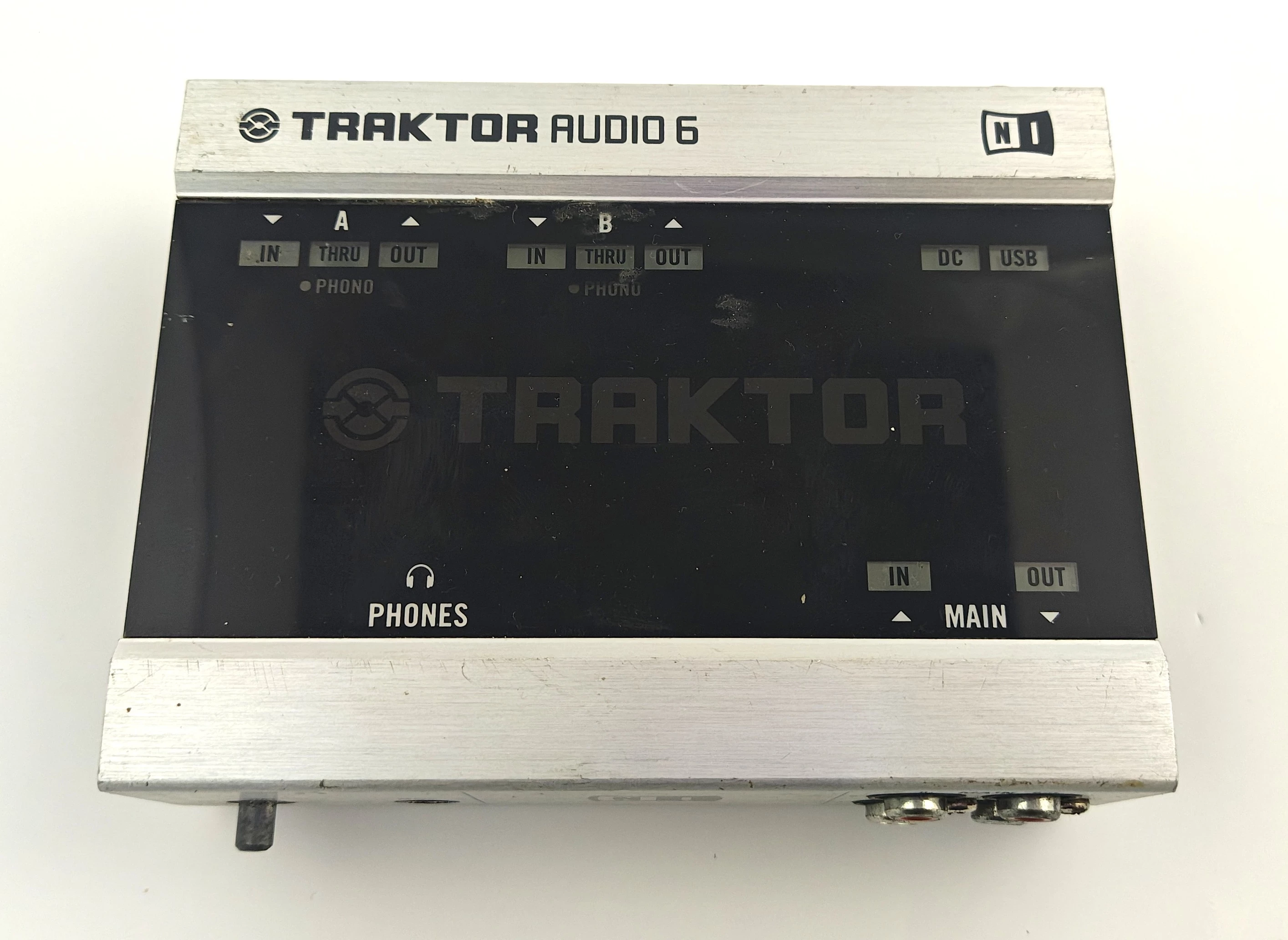 karta-dzwiekowa-traktor-audio-6-kod-producenta-traktor-audio-6