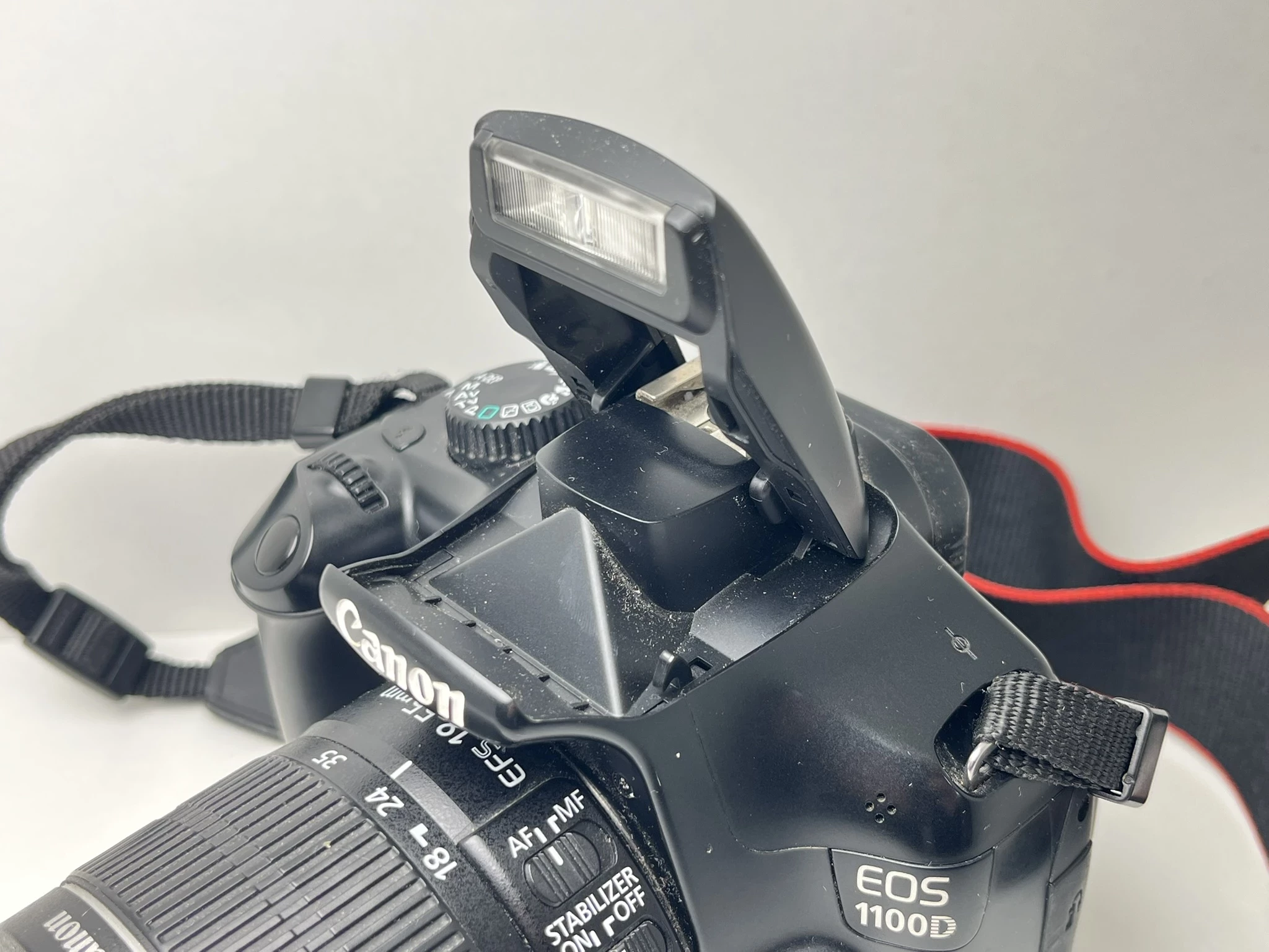 aparat-canon-eos-1100d-ean-gtin-8714574571027