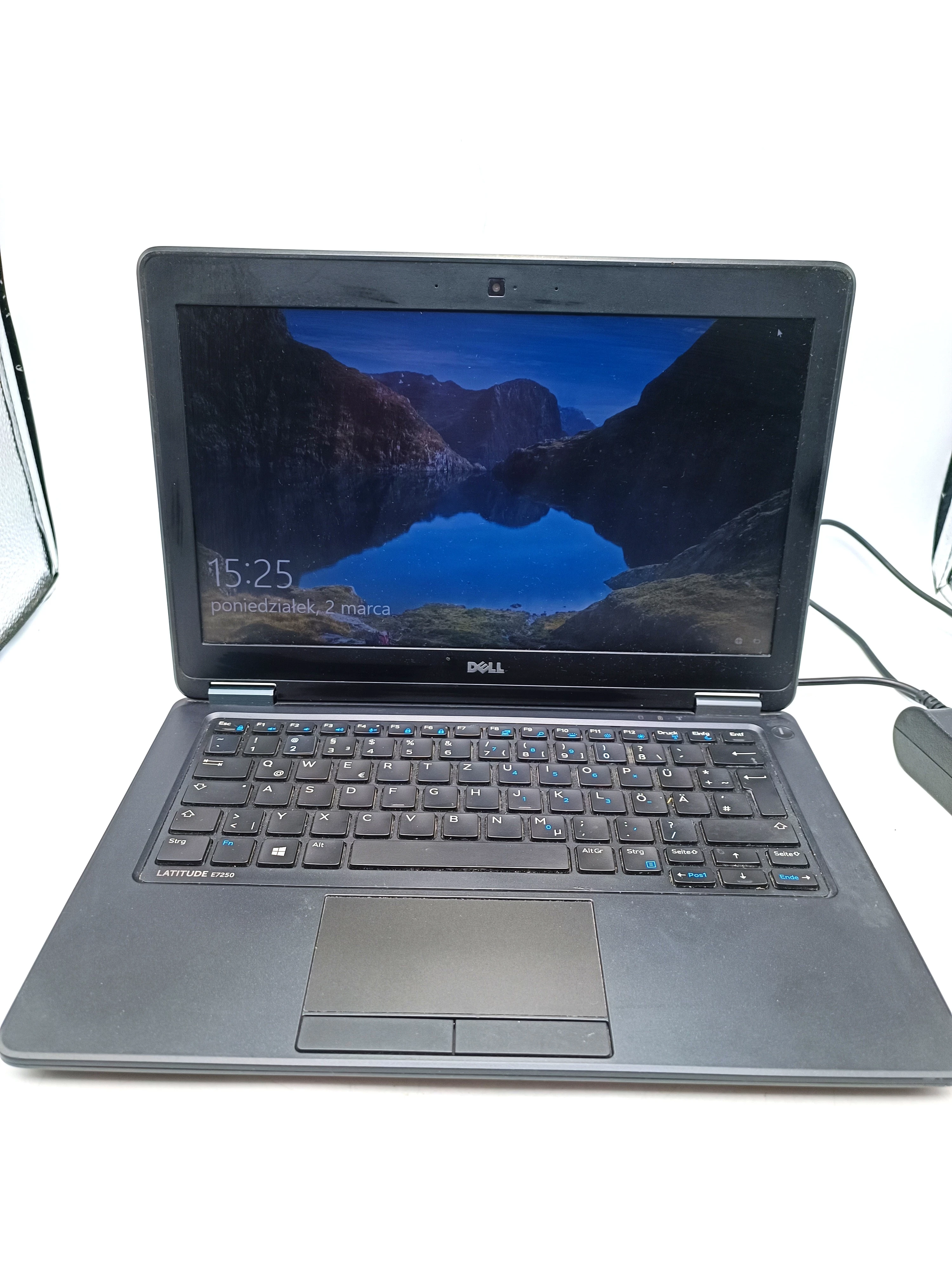laptop-dell-latitude-e7250-i5-5300u-8gb-256gb-zasilacz-ean-gtin-4718462005650
