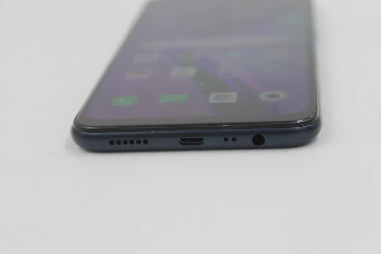 oppo-a12-464gb-622-czarny-goly-typ-202685-212929