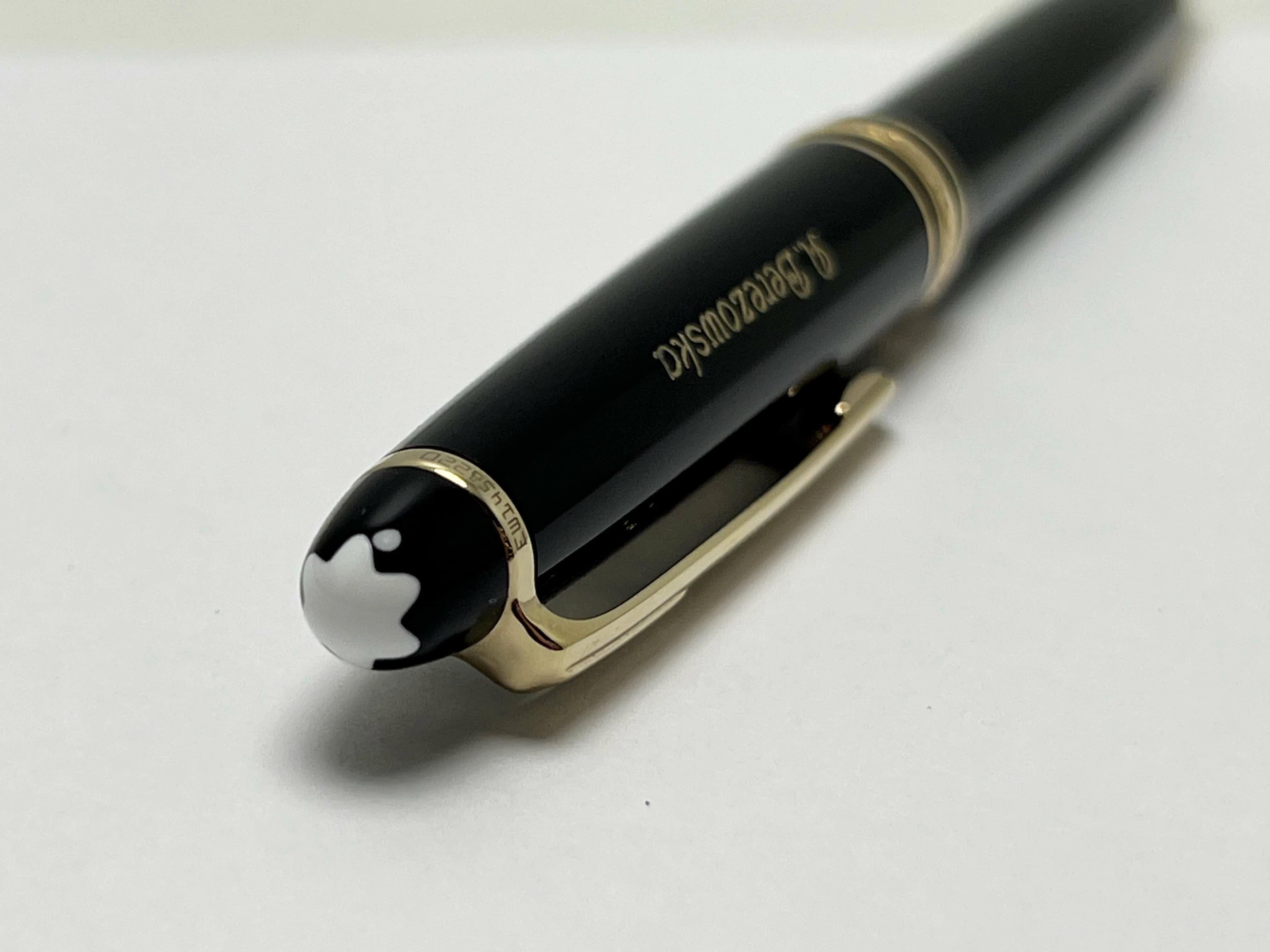 dlugopis-montblanc-meisterstuck-classique-10883-z-grawerem-ean-gtin-4017941108838