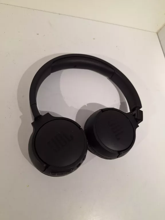sluchawki-czarne-jbl-nauszne-tune660nc-rodzaj-sluchawek-203681-217745