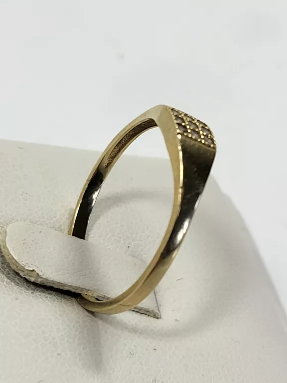 zloty-pierscionek-585-material-15835-2
