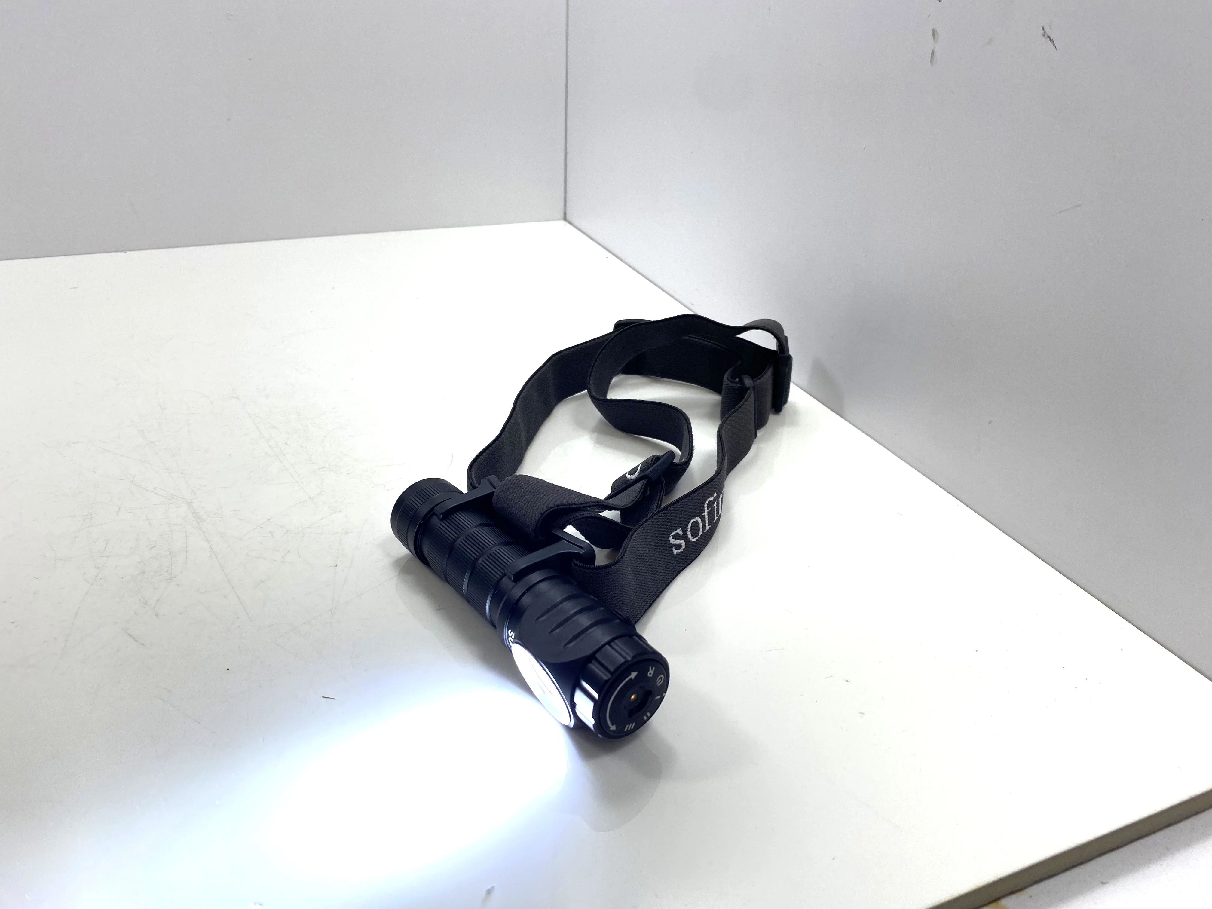 sofirn-hs43-latarka-led-sofirn-aku-21700-3200lm-5000mah-czolowka-whitered-stefana-grota-roweckiego-7h-krakow