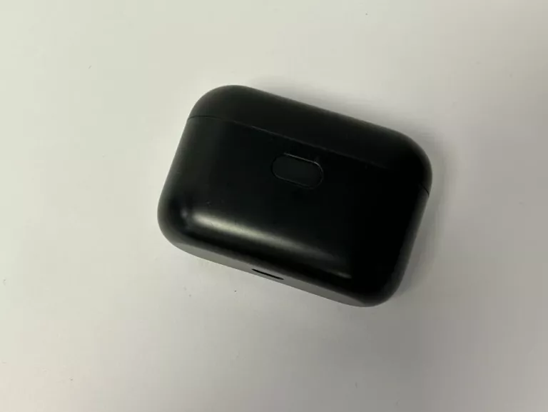 sluchawki-plantronics-backbeat-pro-5100-stan-11323-2