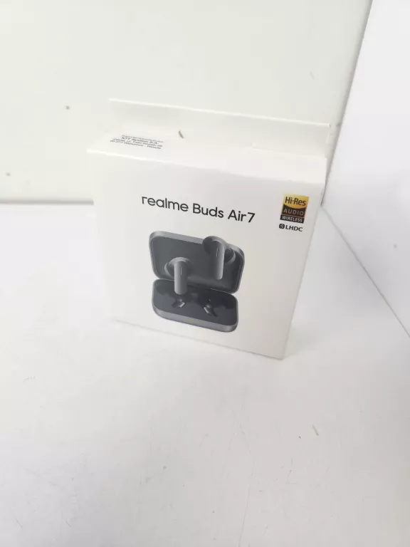 sluchawki-douszne-bluetooth-z-gleboka-redukcja-szumow-ai-realme-buds-air7-ean-gtin-6941764464087