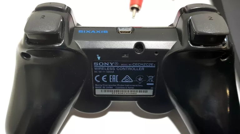 konsola-sony-ps3-super-slim-cech-4304c-500gb-2-pady-stan-bdb-liczba-kontrolerow-w-zestawie-205994-225550