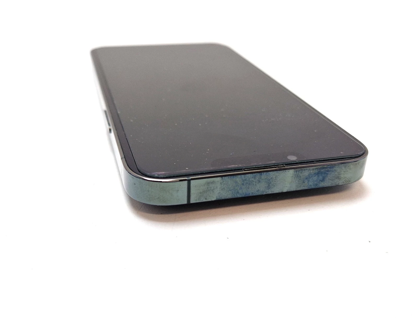 apple-iphone-13-pro-256-gb-79-stan-11323-2