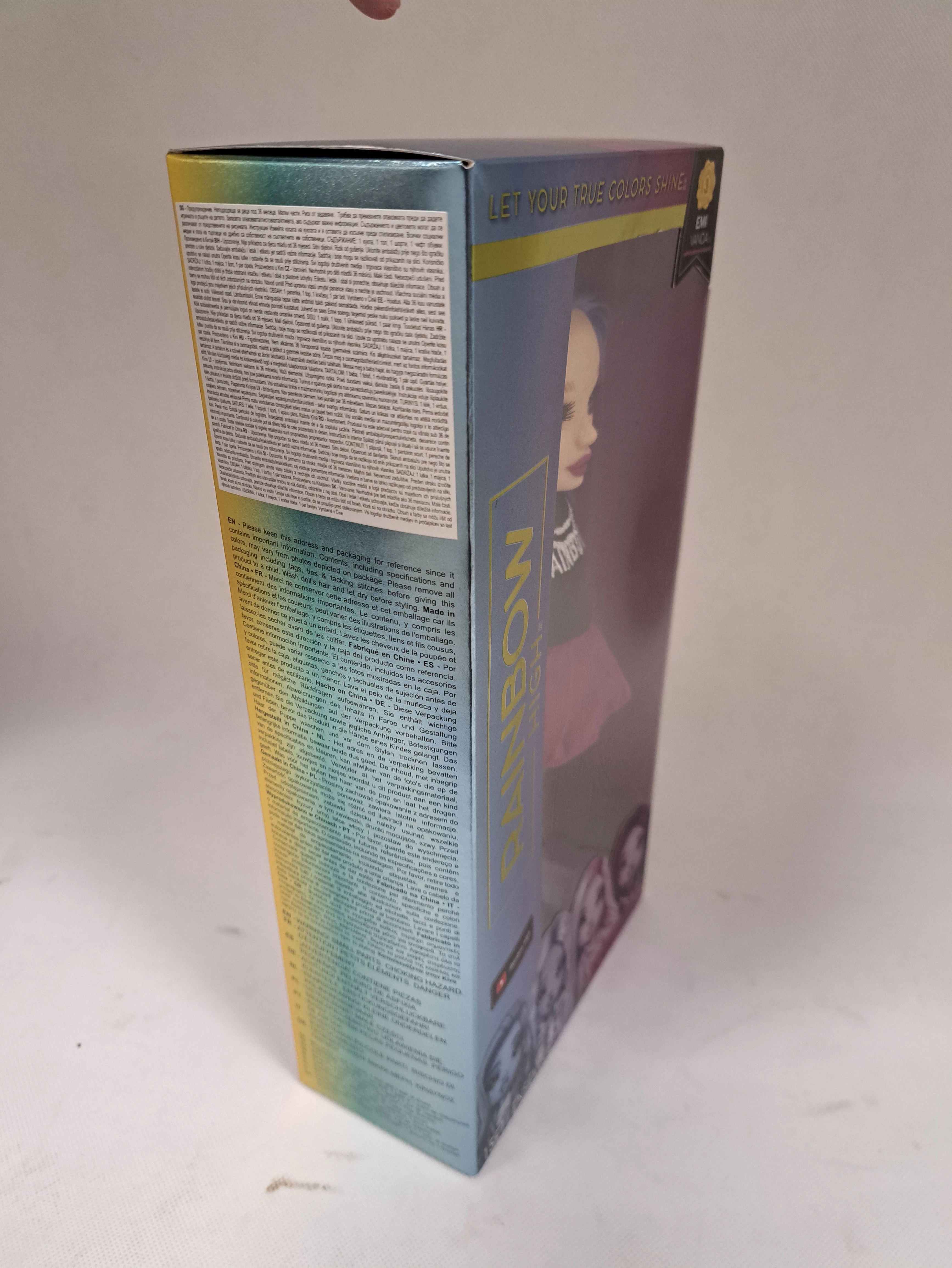 lalka-rainbow-high-emi-vanda-wiek-dziecka-3475-60