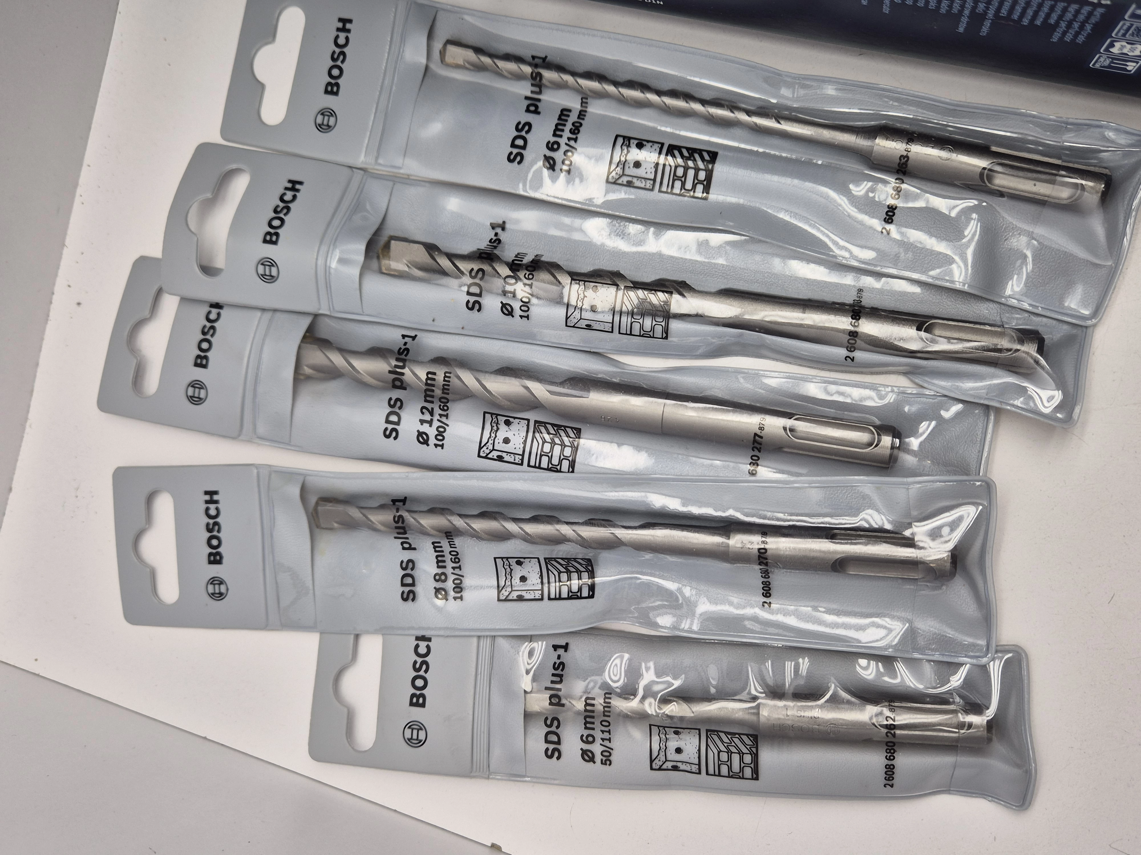 mlotowiertarka-wiertarka-udarowa-27j-790w-sds-plus-gbh-240-bosch-maksymalna-moc-000