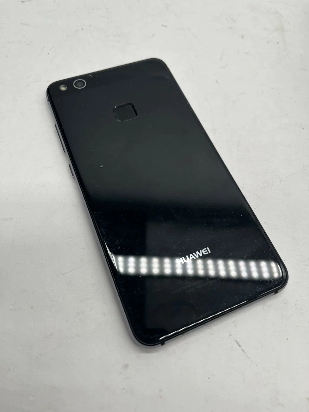 telefon-huawei-p10-lite-323gb-ean-gtin-5901165765719