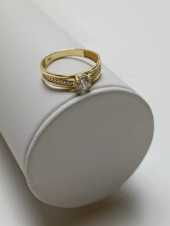 piekny-zloty-pierscionek-cyrkonie-22458519r-rodzaj-2205-16